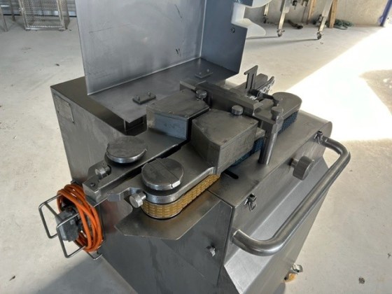 Hantman Inotec WT 99-S Sausage Cutter Pic 11